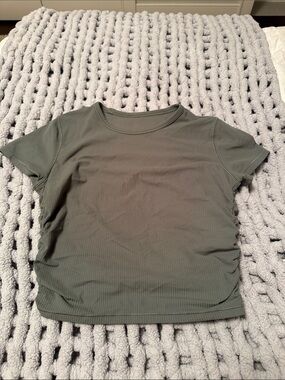 lululemon athletica Olive Ribbed Short Sleeve Tee